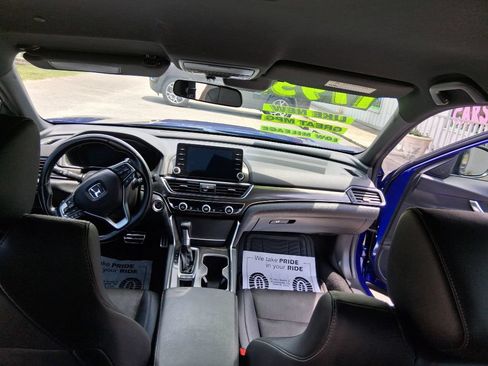 Used 2020 Honda Accord Sport image 8