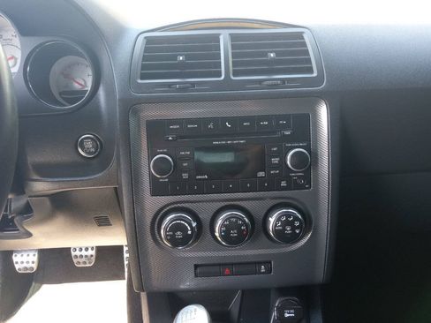 Used 2013 Dodge Challenger R/T RWD image 10