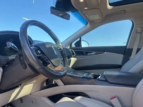 Used 2020 Lincoln Nautilus Reserve w/ Equipment Group 201A image 25