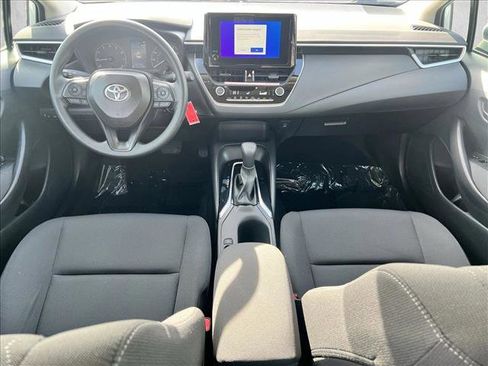 Certified 2025 Toyota Corolla LE image 19