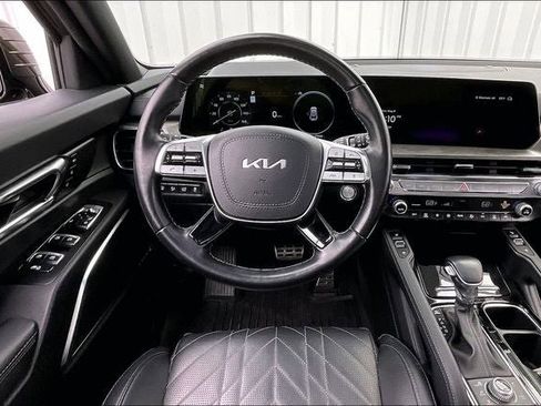 Used 2023 Kia Telluride SX X-Line AWD/4WD image 5