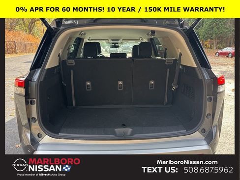 New 2025 Nissan Pathfinder SL image 16