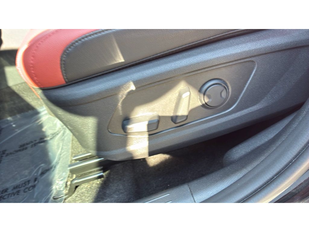 Used 2024 Kia Sportage SX AWD/4WD image 24
