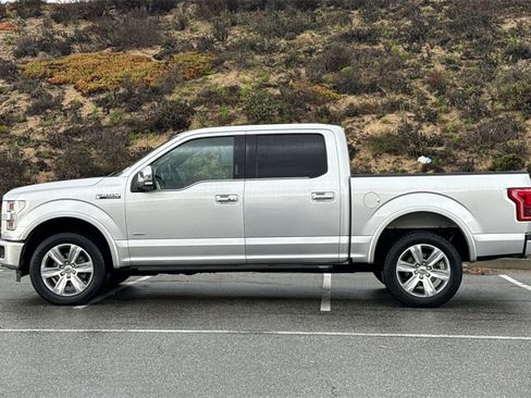 Used 2016 Ford F150 Platinum w/ Equipment Group 701A Luxury image 7