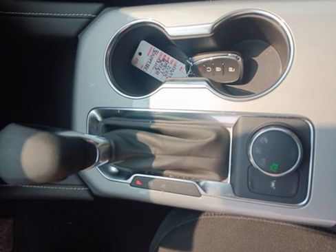 Used 2025 Chevrolet Blazer LT image 22