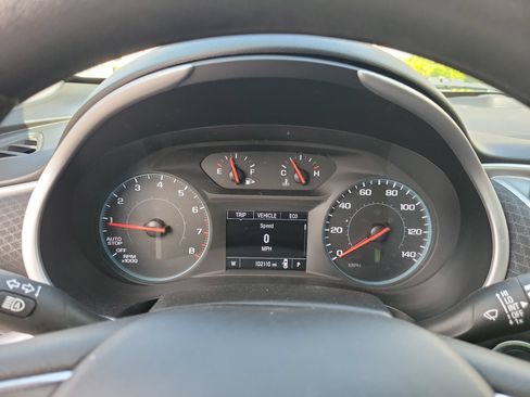 Used 2023 Chevrolet Malibu LT FWD image 33