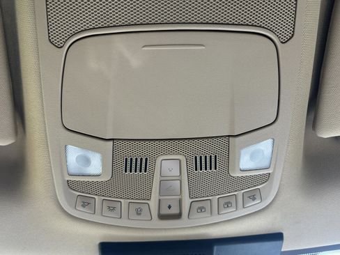 Used 2018 Ford F150 Lariat w/ Equipment Group 502A Luxury image 31