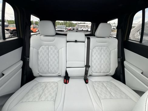 New 2026 Jeep Cherokee Overland w/ Advanced Pro Tech Group AWD/4WD image 13