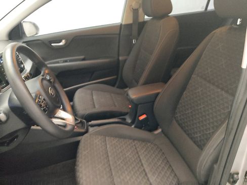 Used 2019 Kia Rio S FWD image 17