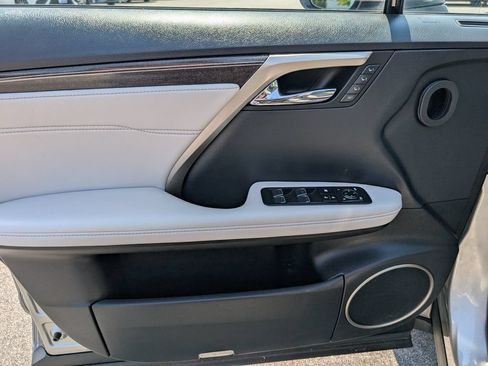 Used 2020 Lexus RX 450h AWD w/ Luxury Package image 15