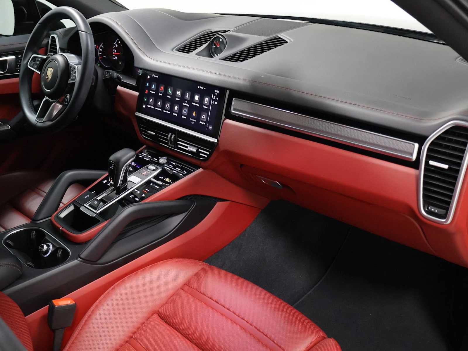 Certified 2023 Porsche Cayenne Platinum Edition AWD/4WD image 6