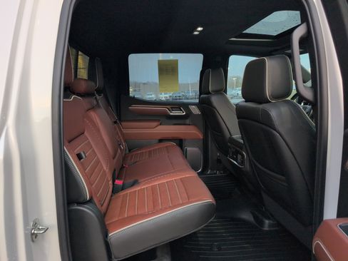 Used 2025 GMC Sierra 1500 Denali Ultimate image 33