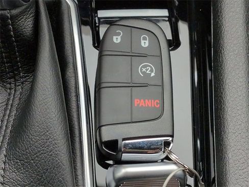 New 2026 Jeep Compass Latitude image 29