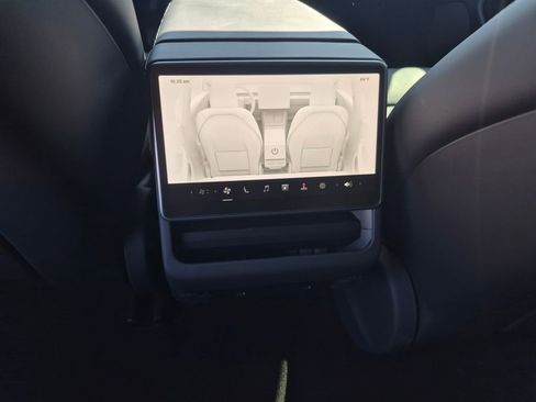 Used 2025 Tesla Model 3 Long Range image 24
