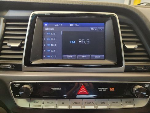 Used 2019 Hyundai Sonata SE FWD image 25