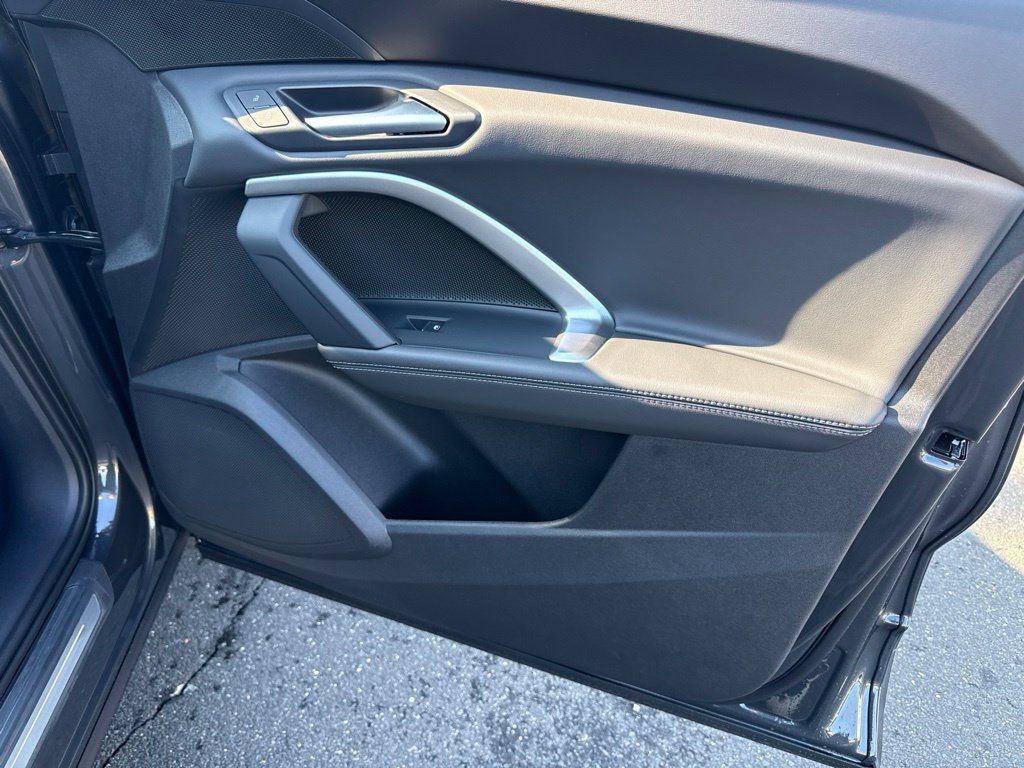 New 2026 Audi Q5 Premium AWD/4WD image 18