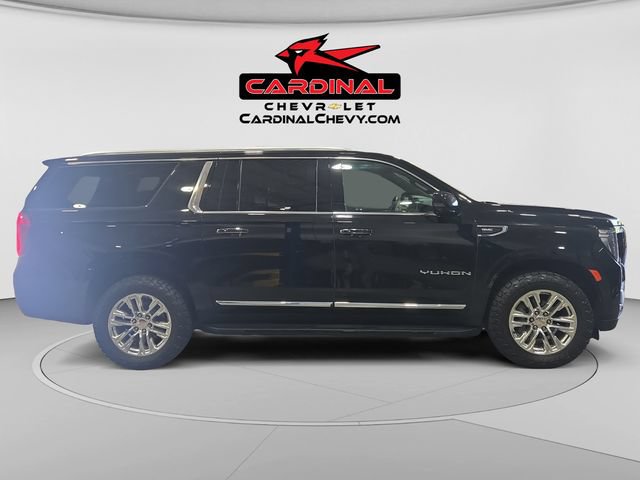 Used 2023 GMC Yukon XL SLT w/ SLT Luxury Package AWD/4WD image 2