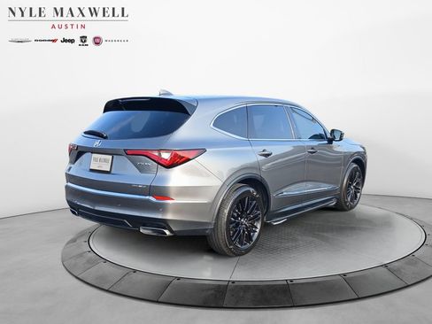 Used 2024 Acura MDX SH-AWD w/ Technology Package image 16