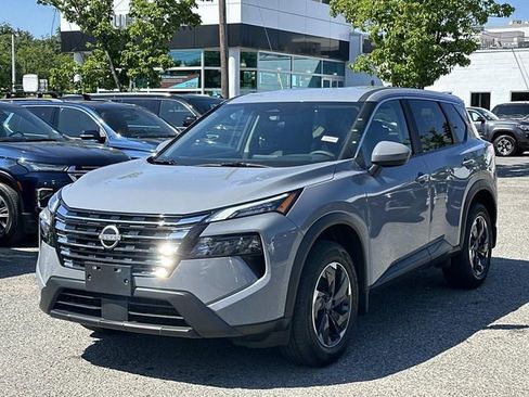 Used 2026 Nissan Rogue SV w/ Cold Weather Package AWD/4WD image 5