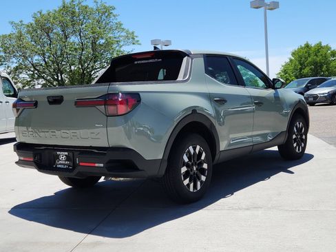 Certified 2025 Hyundai Santa Cruz SE AWD/4WD image 5