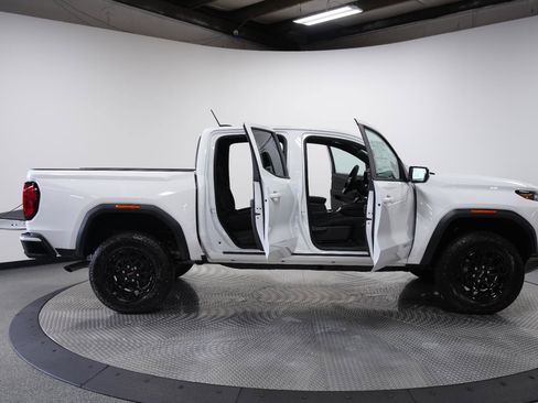 New 2026 GMC Canyon Elevation RWD image 10