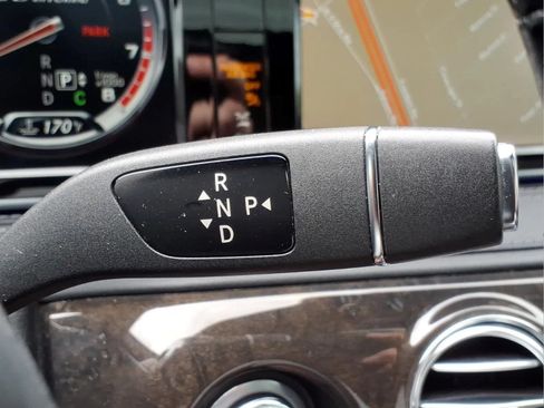 Used 2015 Mercedes-Benz S 63 AMG 4MATIC Sedan image 25