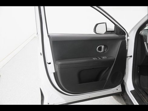Certified 2024 Hyundai Ioniq 5 SEL AWD/4WD image 4