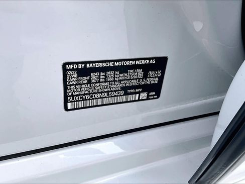 Used 2022 BMW X6 xDrive40i w/ Executive Package image 32