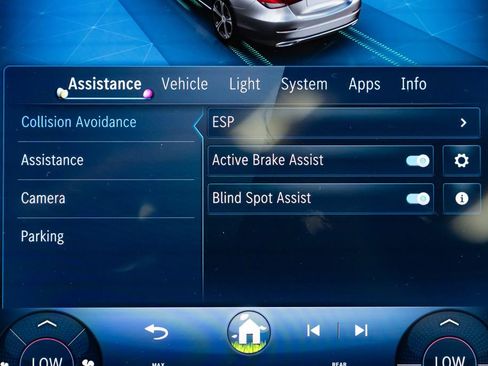 Used 2025 Mercedes-Benz C 300 4MATIC Sedan image 18