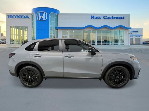 Used 2026 Honda HR-V Sport image 2