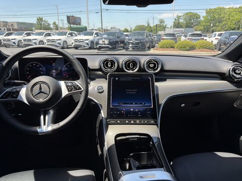 Used 2025 Mercedes-Benz C 300 Sedan image 30