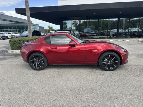 New 2026 MAZDA MX-5 Miata RF Grand Touring RWD image 5