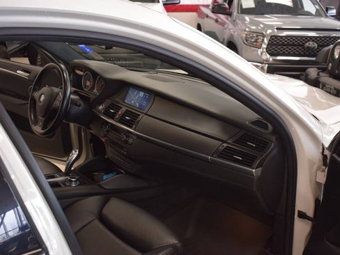 Used 2014 BMW X6 M AWD/4WD image 41