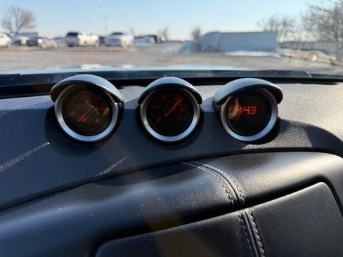 Used 2020 Nissan 370Z Coupe image 16