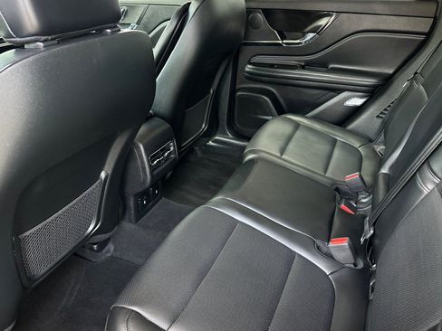 Certified 2023 Lincoln Corsair Standard w/ Equipment Group 101A image 11