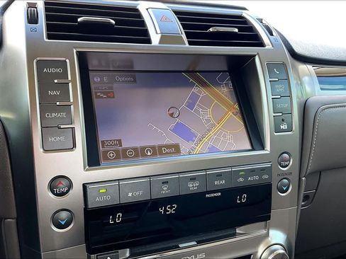 Used 2019 Lexus GX 460 Premium AWD/4WD image 34