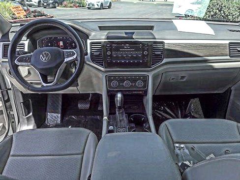 Used 2022 Volkswagen Atlas SE w/ Panoramic Sunroof Package AWD/4WD image 23