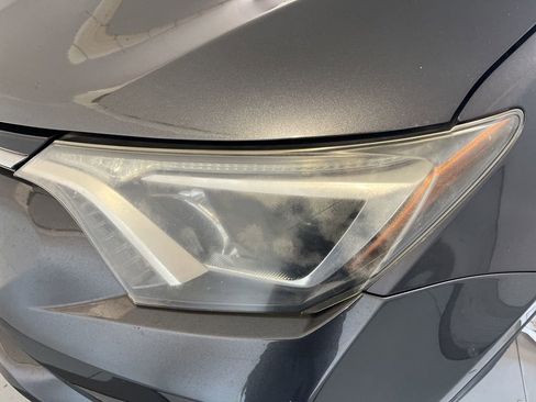 Used 2016 Toyota RAV4 LE AWD/4WD image 31