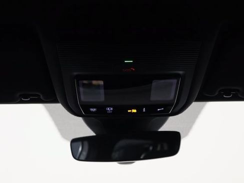 Used 2024 Volkswagen ID.4 2WD image 22