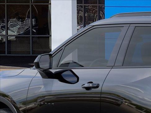 New 2026 Chevrolet Blazer LT image 12