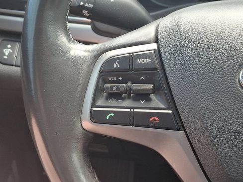 Used 2018 Hyundai Elantra Value Edition w/ Cargo Package FWD image 21