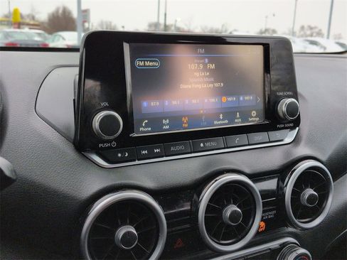 Used 2021 Nissan Sentra S image 12