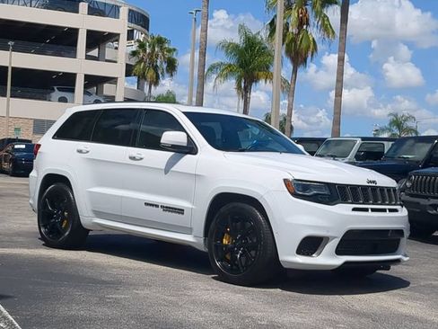 Used 2019 Jeep Grand Cherokee Trackhawk AWD/4WD image 2