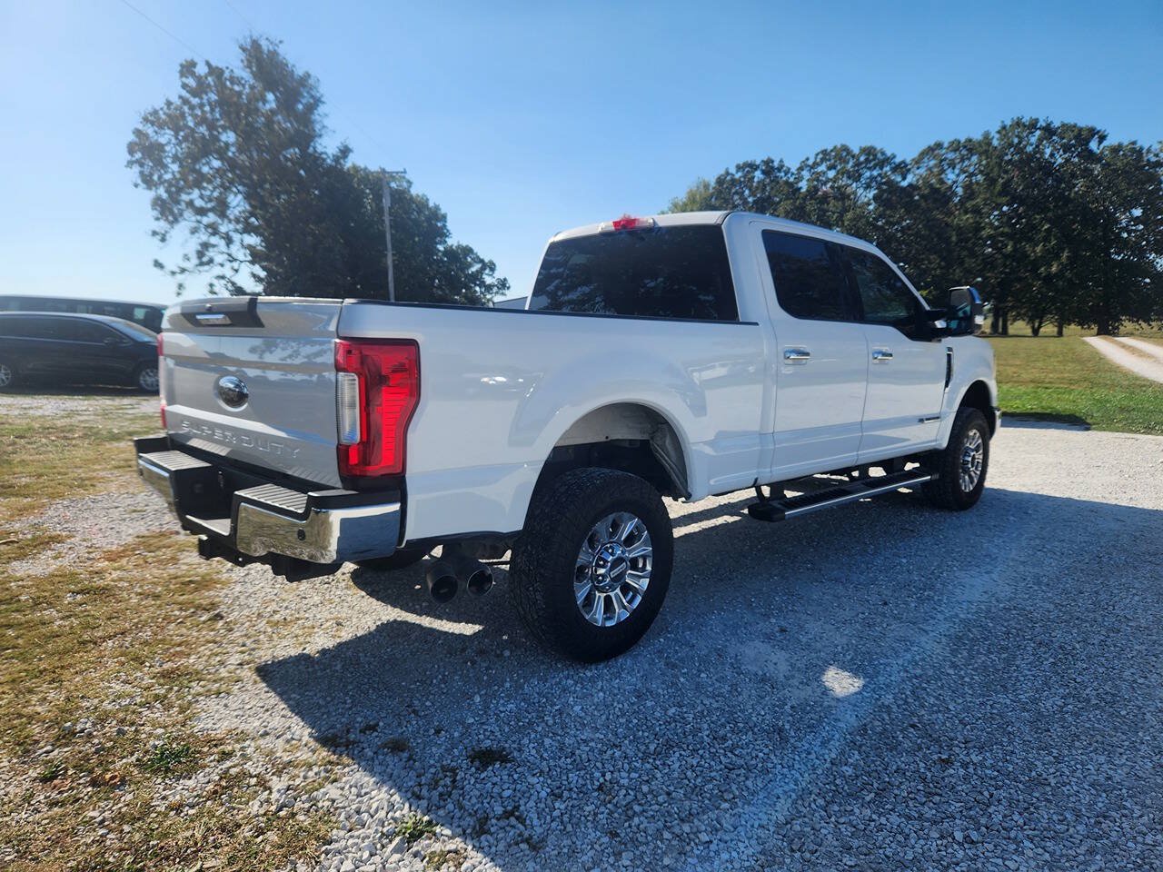 Used 2018 Ford F250 XLT w/ XLT Premium Package AWD/4WD image 3