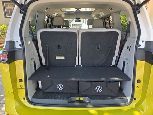 Used 2025 Volkswagen ID. Buzz 1st Edition AWD/4WD image 14