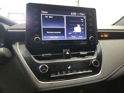 Certified 2022 Toyota Corolla SE FWD image 28