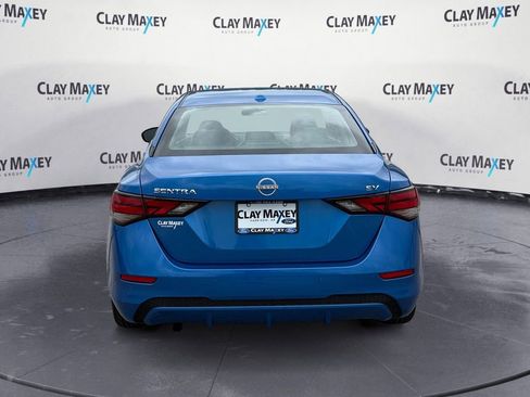 Used 2024 Nissan Sentra SV FWD image 4