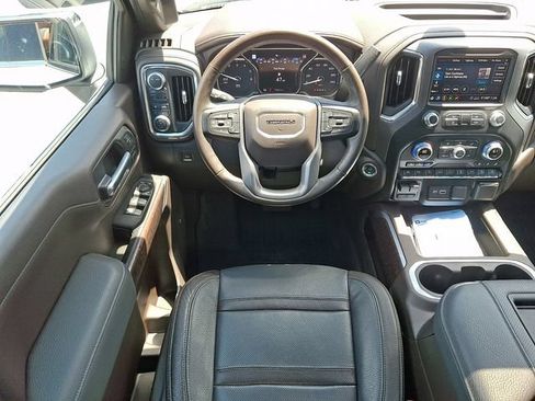 Used 2020 GMC Sierra 1500 Denali w/ Denali Ultimate Package AWD/4WD image 14