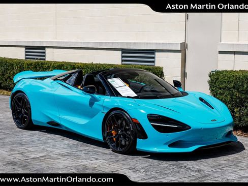 Used 2024 McLaren 750S Spider image 18