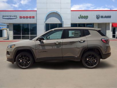 New 2026 Jeep Compass Latitude